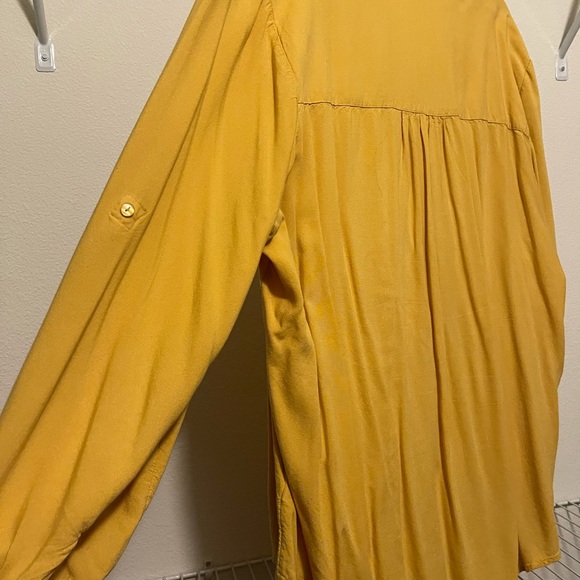 Gold Tunic Long Sleeved - Picture 5 of 5
